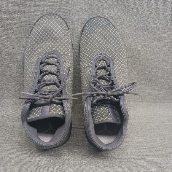 Jordan horizon wolf shoes Grey men's size 10 - Picture 8 of 11